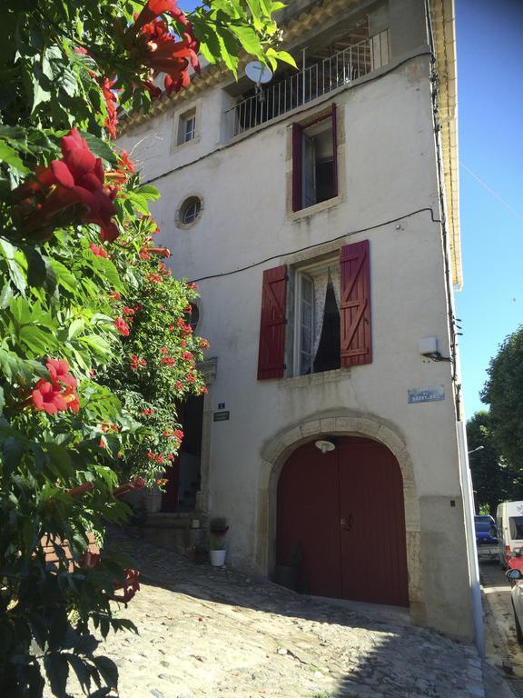 Hotel Chez Les Amis Saint-Nazaire-de-Ladarez Exterior foto